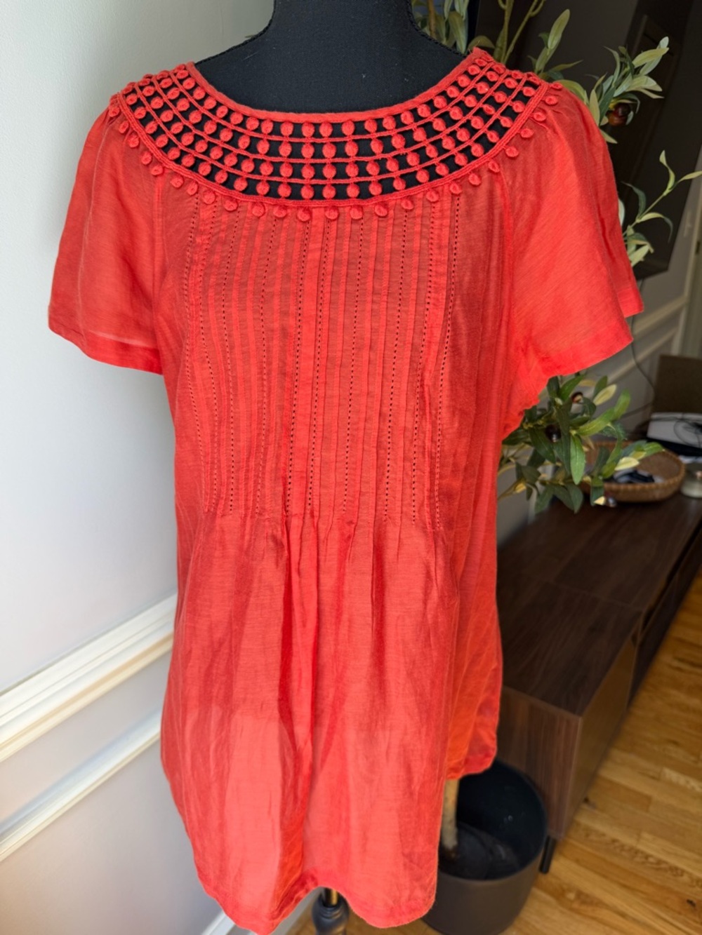 Banana Republic XL Silk Cotton Coral Blouse Embroidered Crochet Neck Boho Top